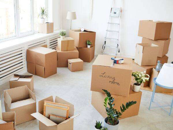 Saying Goodbye to Sentimental Clutter: How House Clearance Services Can Help